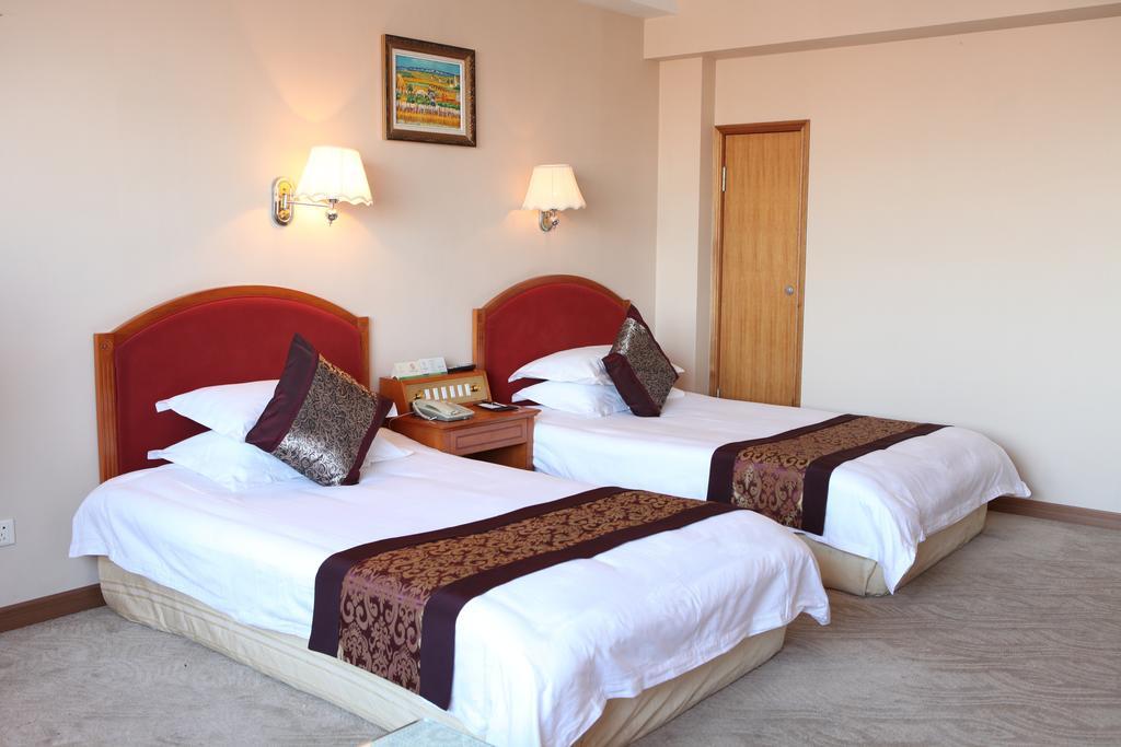 Heze Tianhong Hotel חדר תמונה