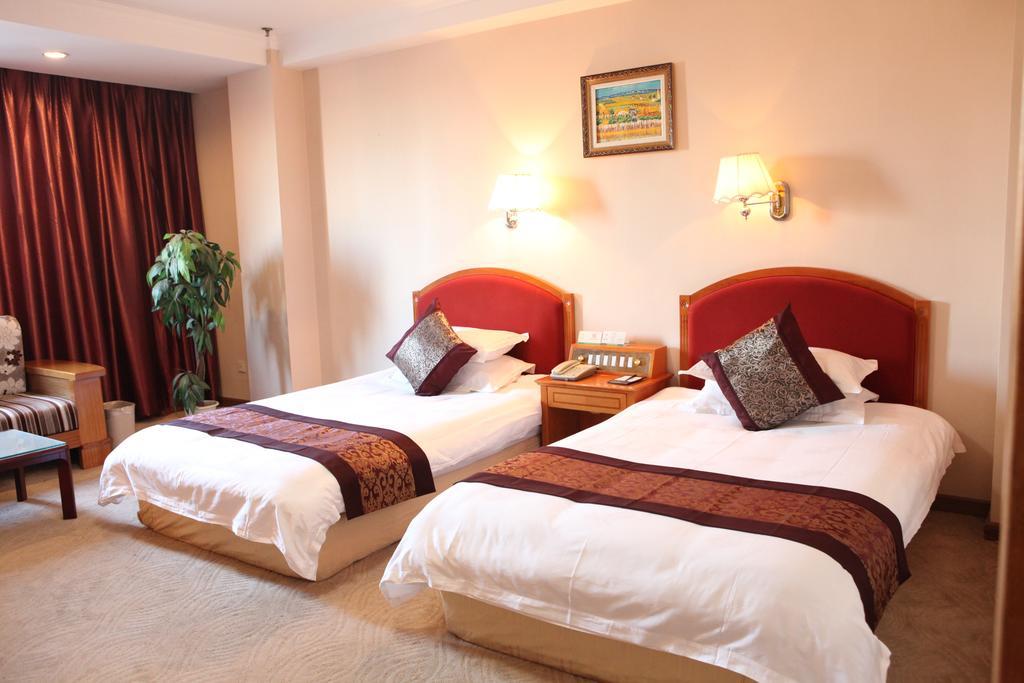 Heze Tianhong Hotel חדר תמונה
