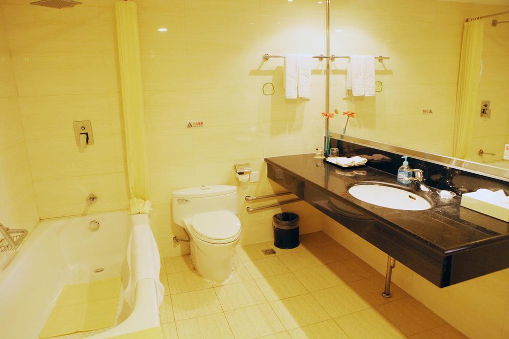 Heze Tianhong Hotel חדר תמונה