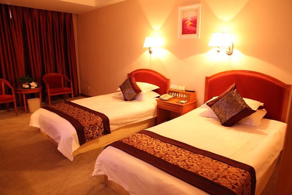 Heze Tianhong Hotel חדר תמונה
