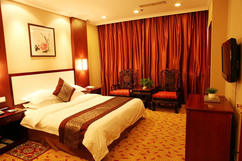 Heze Tianhong Hotel חדר תמונה