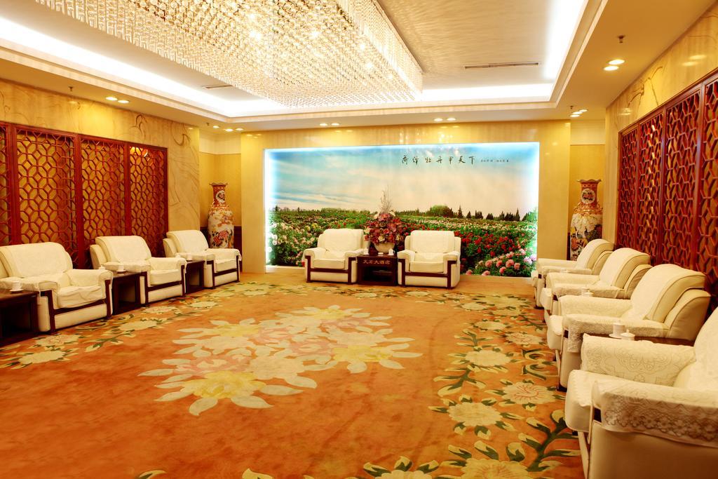 Heze Tianhong Hotel מראה חיצוני תמונה