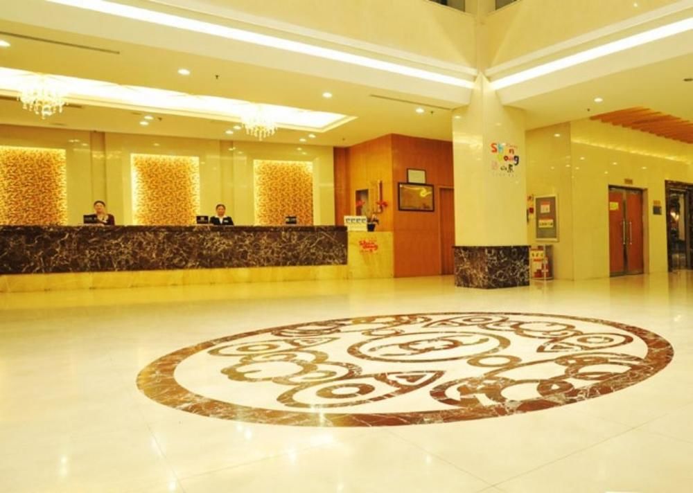 Heze Tianhong Hotel מראה חיצוני תמונה